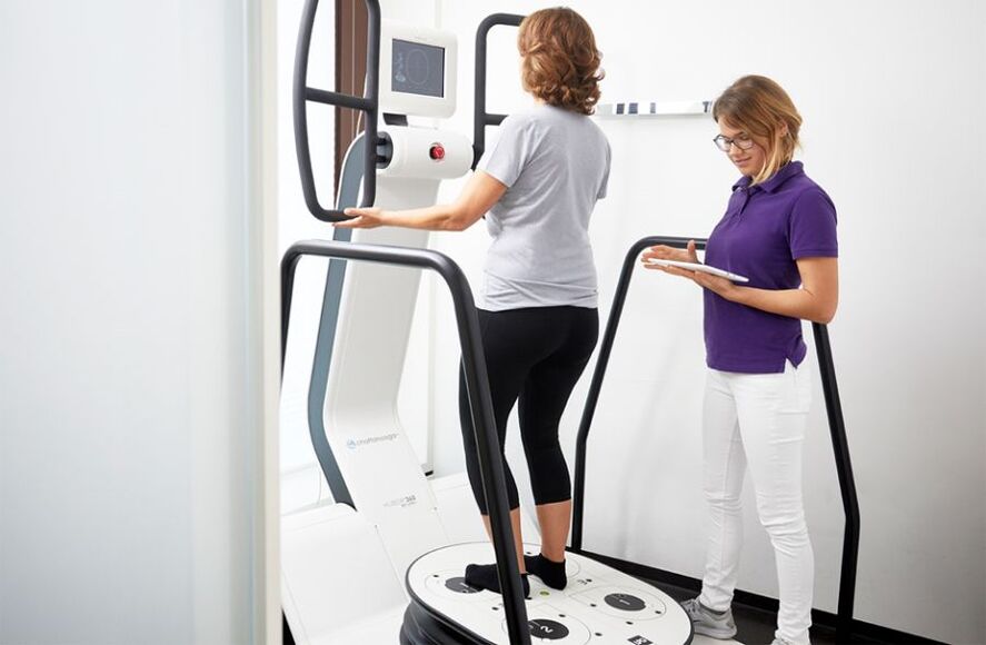 العلاج التمارين وعظم العظم العنقي